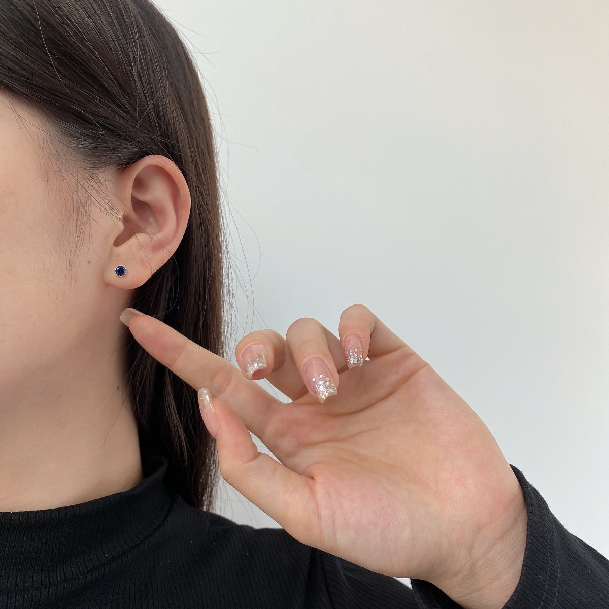 [CharmAmor]Sparkling Colorful Round Shape Earrings