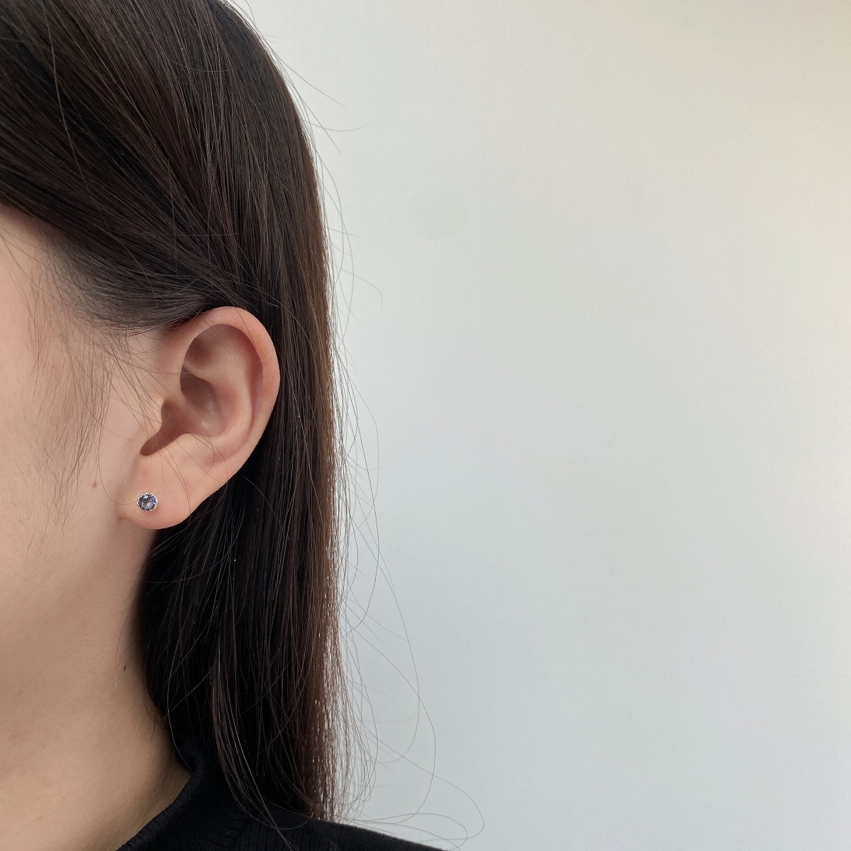 [CharmAmor]Sparkling Colorful Round Shape Earrings
