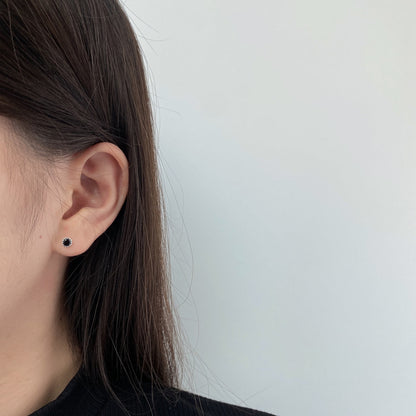 [CharmAmor]Sparkling Colorful Round Shape Earrings