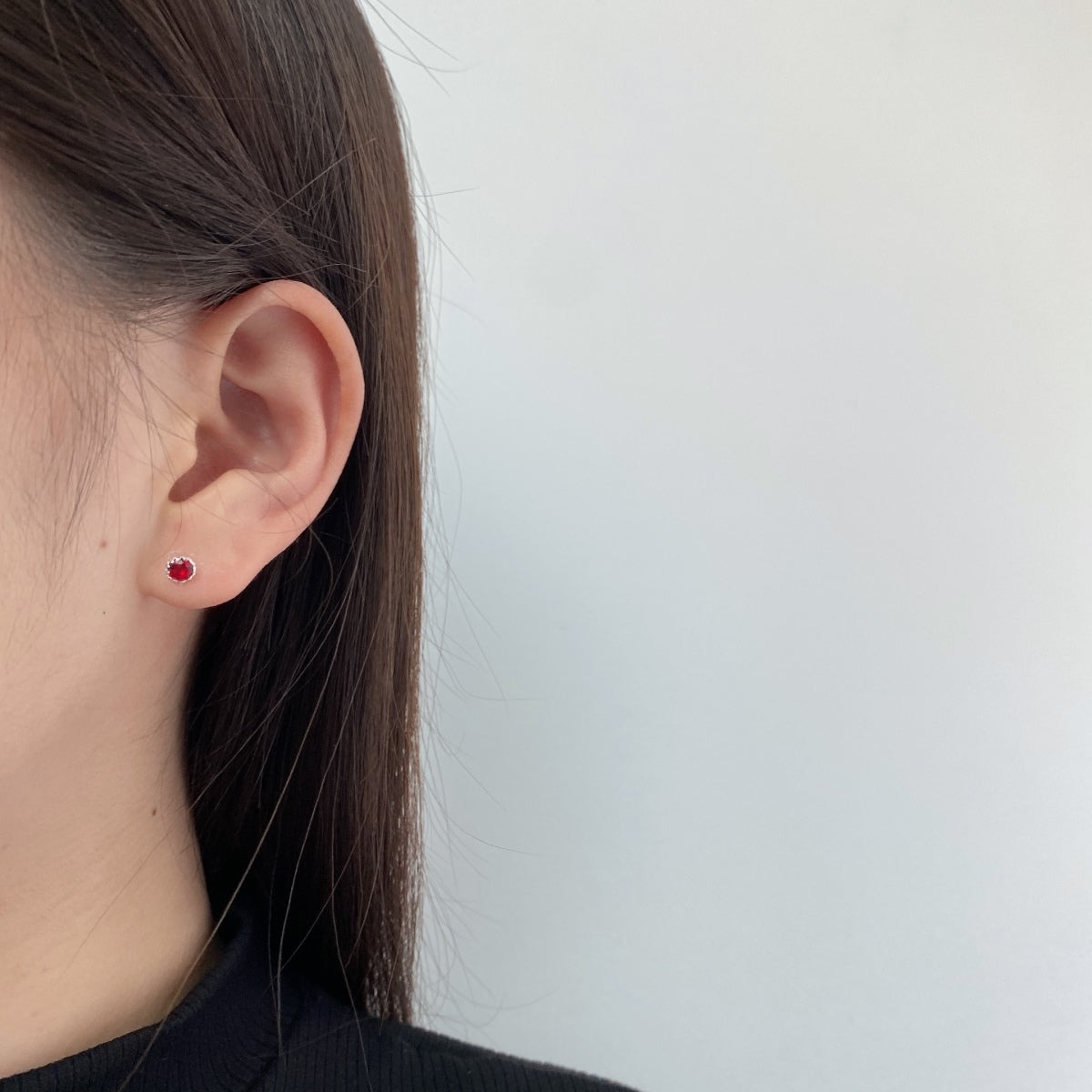 [CharmAmor]Sparkling Colorful Round Shape Earrings