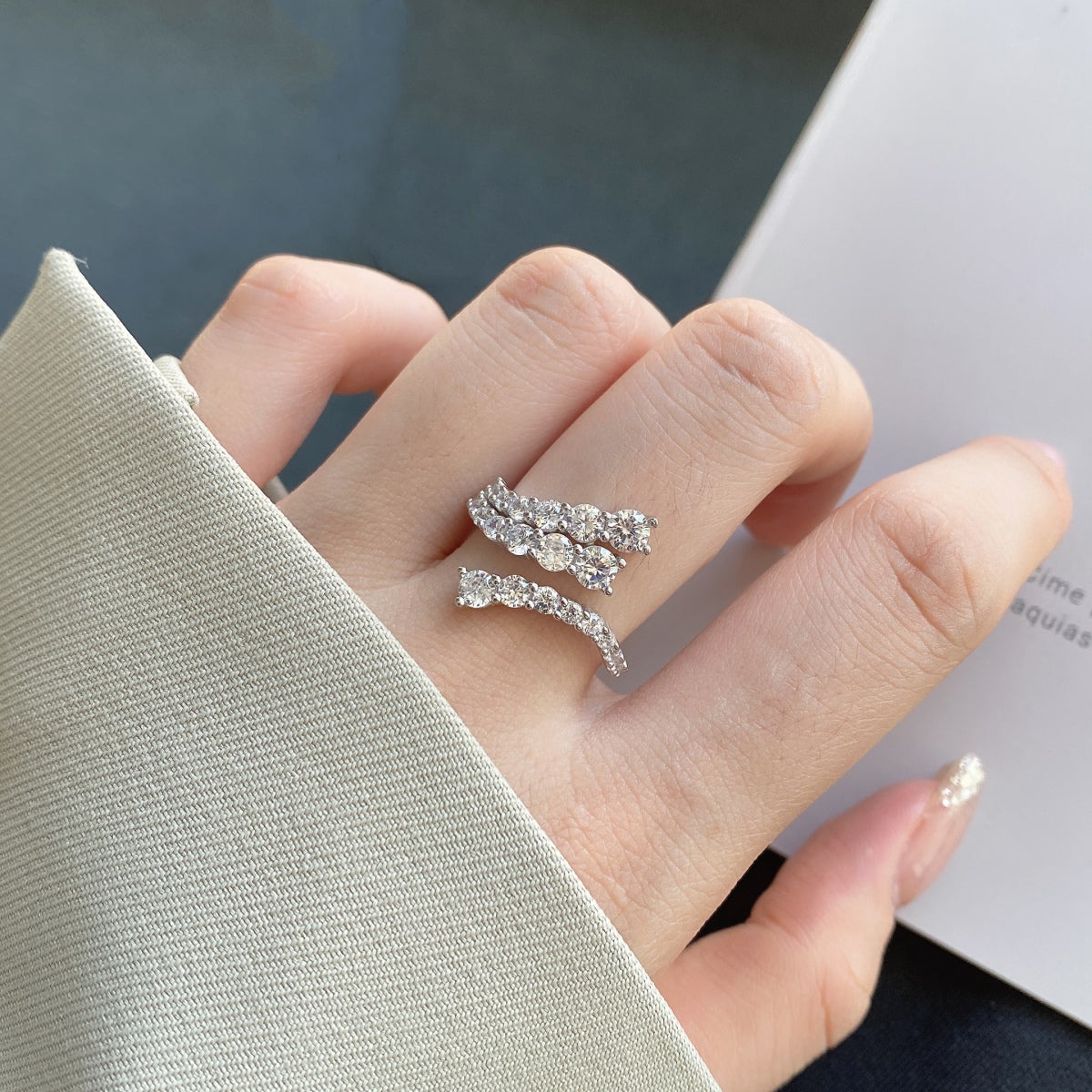[CharmAmor]Unique Vivid Snake Shape Daily Ring