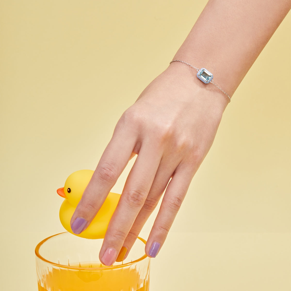 [CharmAmor]2.0 Carat Sparkling Colorful Emerald Cut Daily Bracelet
