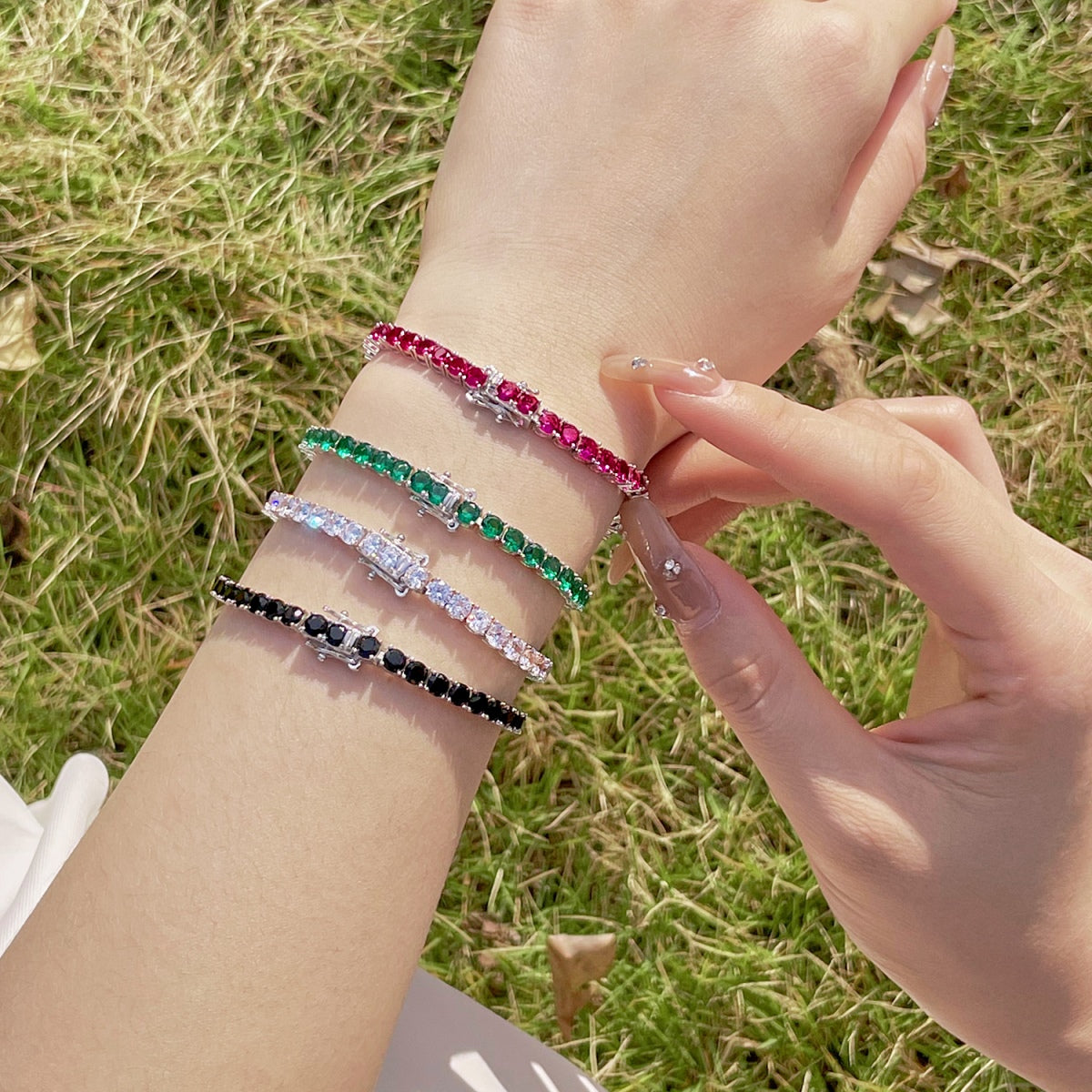 [CharmAmor]Radiant Colorful Round Cut Party Bracelet