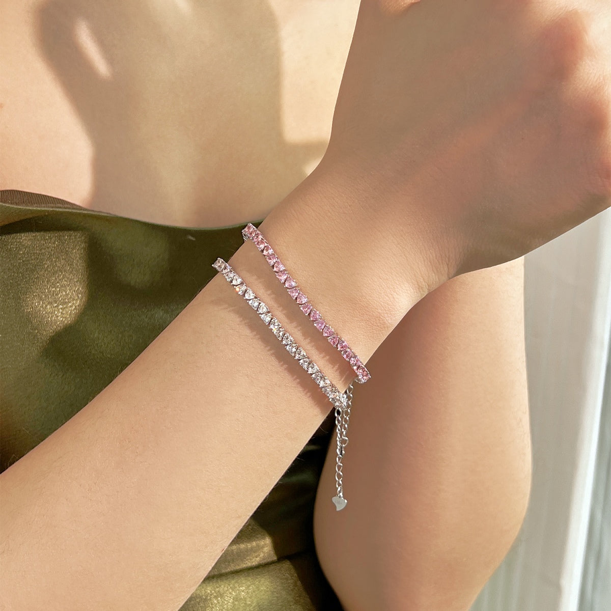 [CharmAmor]Dazzling Romantic Heart Shape Lover Bracelet