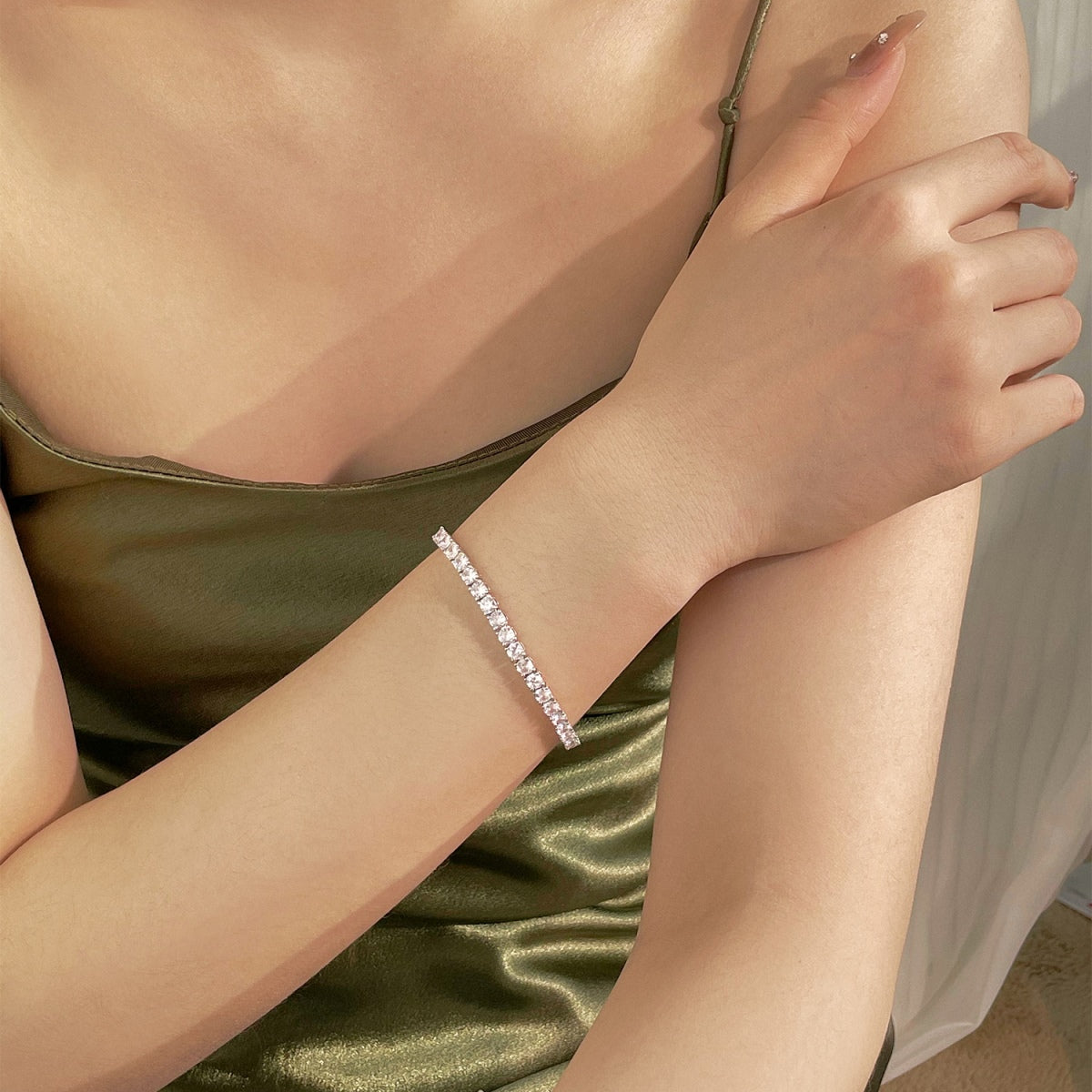 [CharmAmor]Luxurious Ornate Round Cut Tennis Bracelet