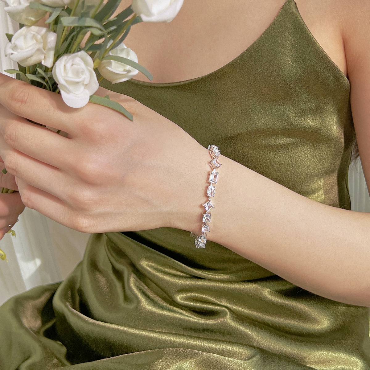 [CharmAmor]Unique Exquisite Multi Cut Daily Bracelet