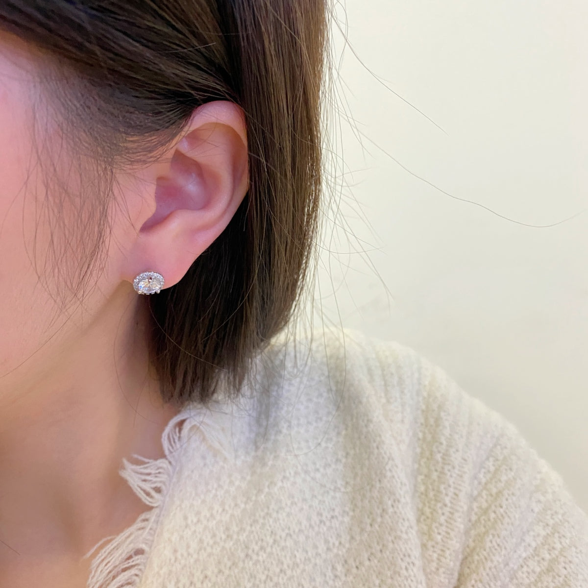 [CharmAmor]Classic Princess Round Shape Earrings