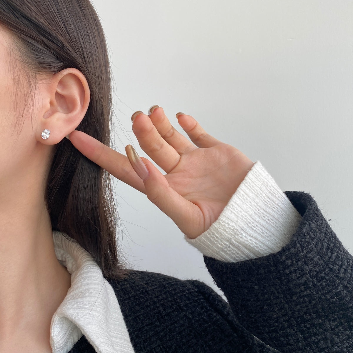 [CharmAmor]Oval Classic Dignified Elegant Earrings