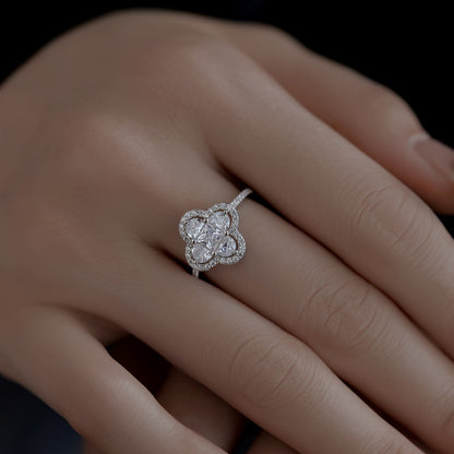 [CharmAmor]Luxurious Eternity Flower Shape Banquet Ring