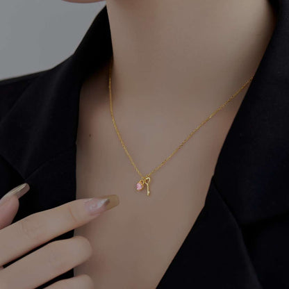 [CharmAmor]Unique Heart Shape Key Pendent Necklace