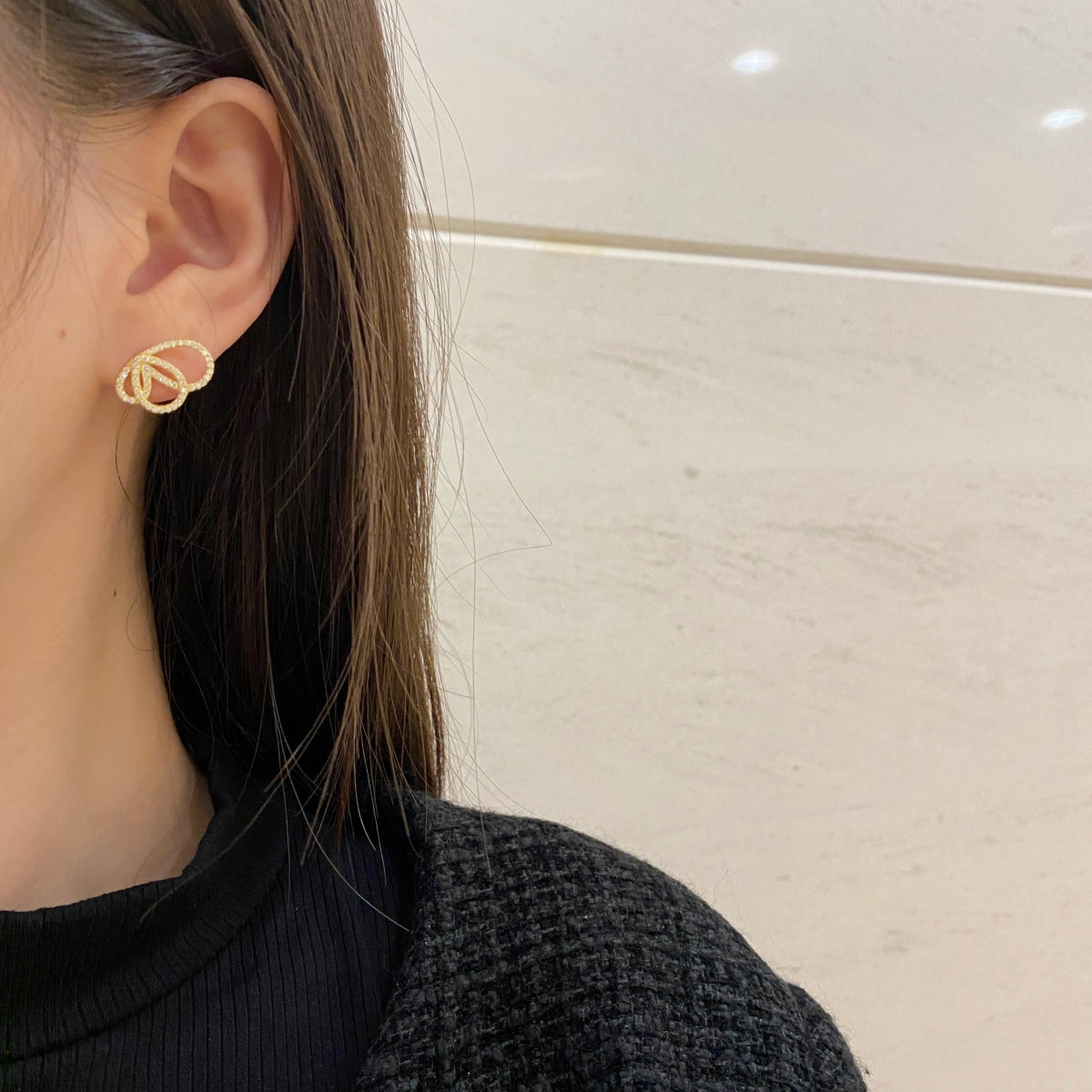 [CharmAmor]Exquisite Butterfly Shape Earrings