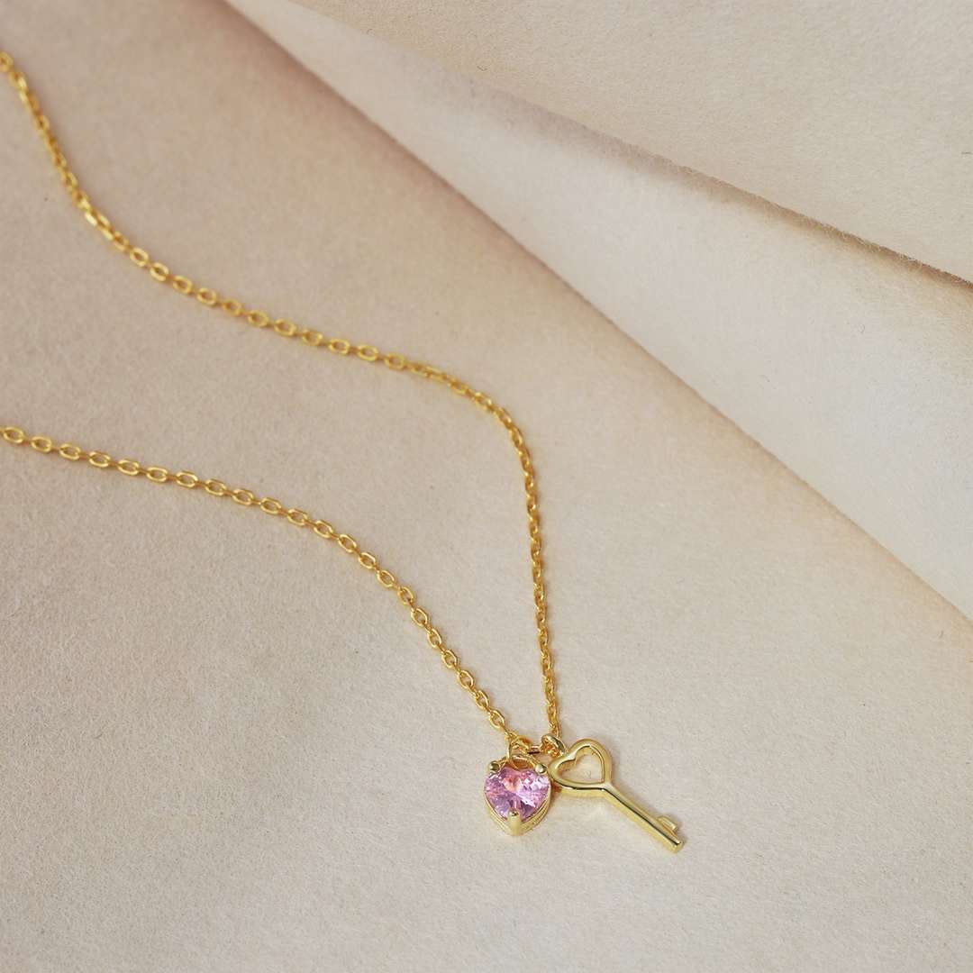 [CharmAmor]Unique Heart Shape Key Pendent Necklace