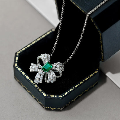 [CharmAmor]Luxurious Flower Shape Emerald Cut Necklace