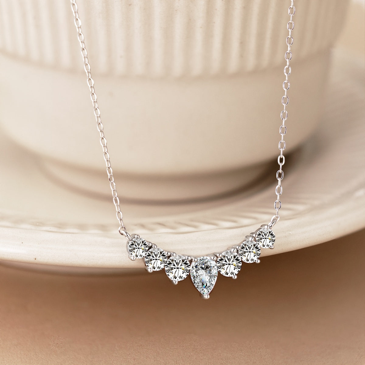 [CharmAmor]Dainty Colorful Heart Necklace