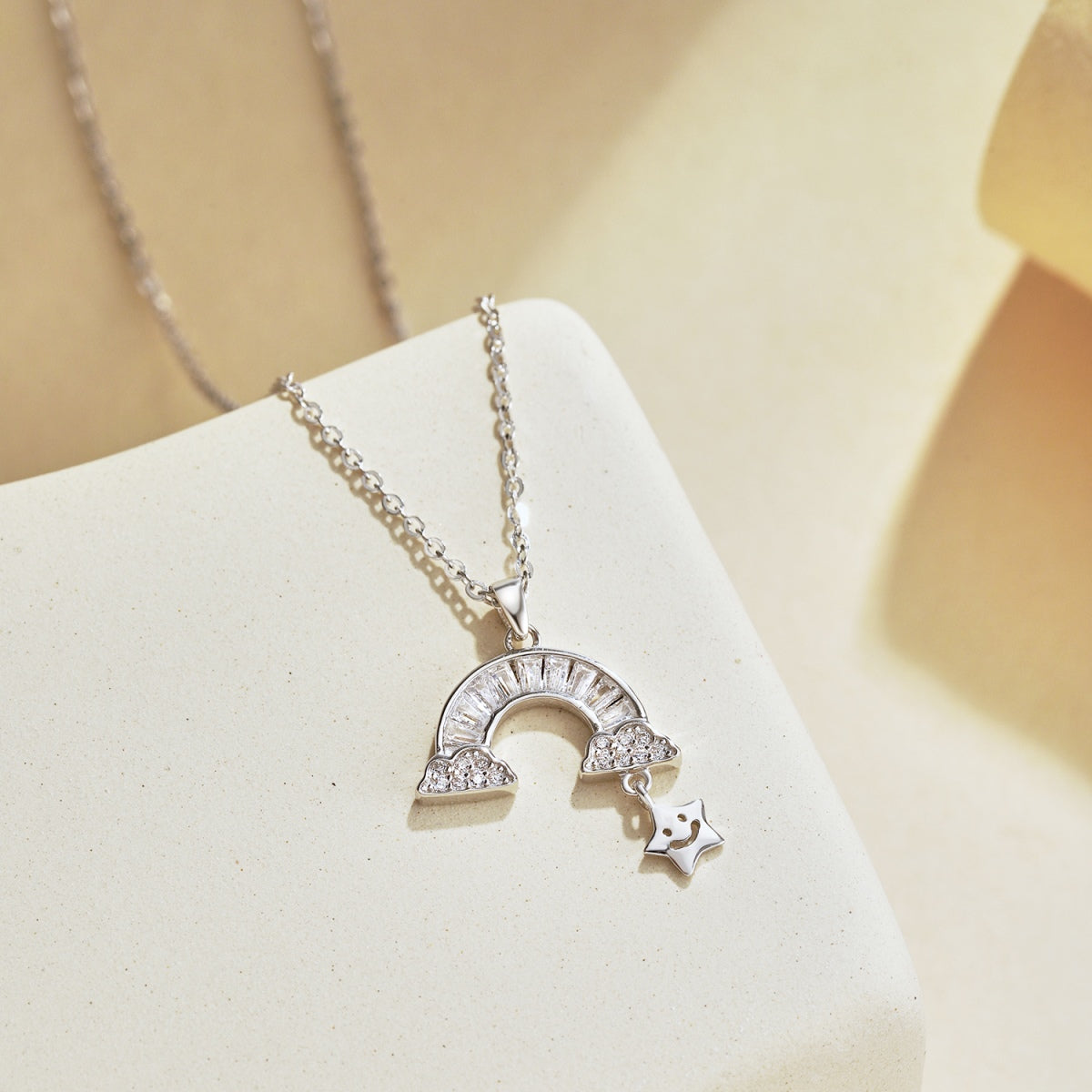 [CharmAmor]Unique Rainbow Star Necklace