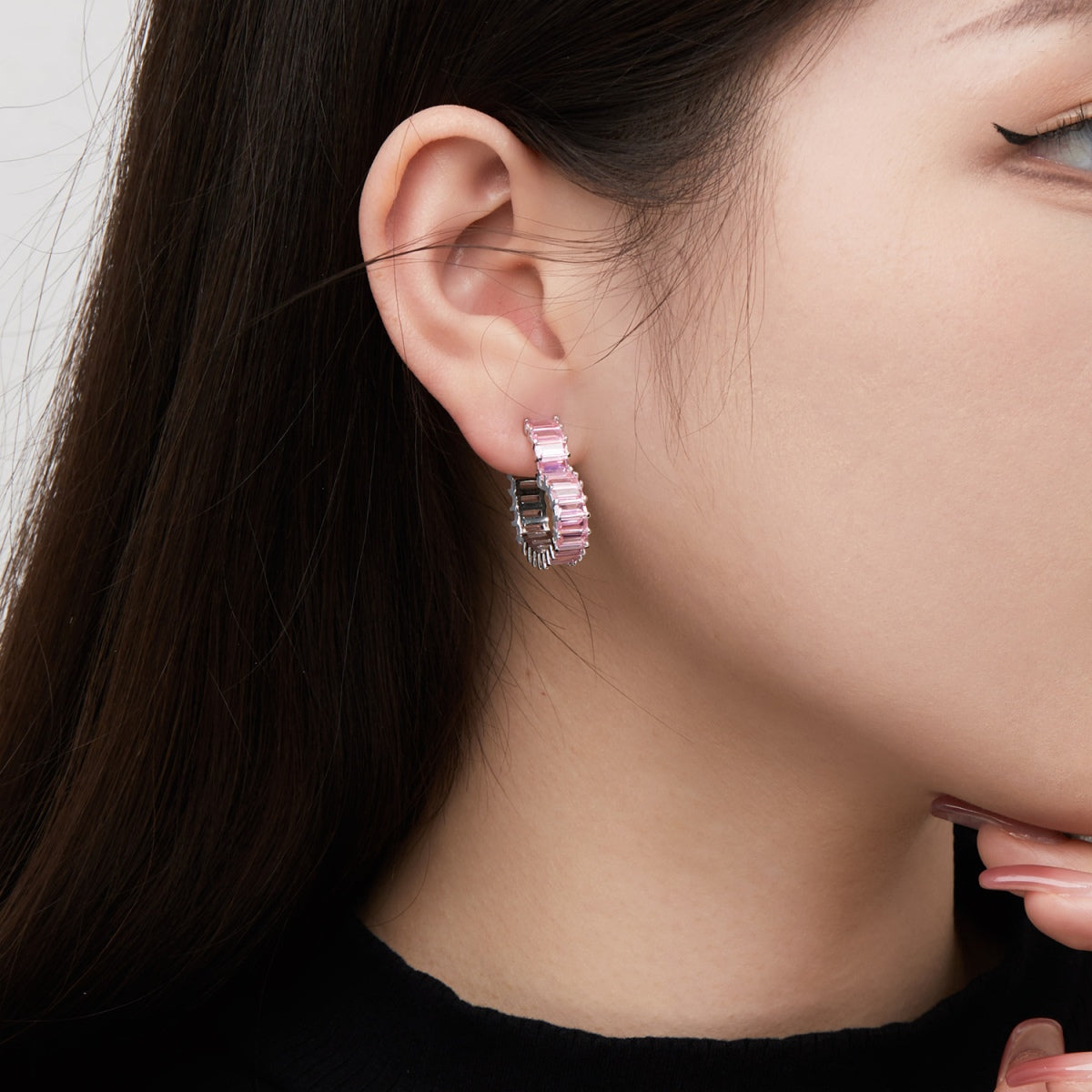 [CharmAmor]Radiant Heart Cutout Earrings