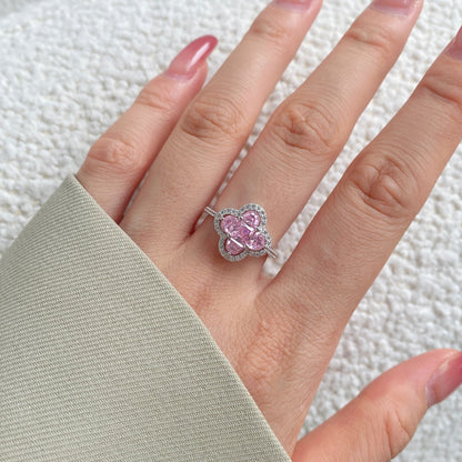 [CharmAmor]Luxurious Eternity Flower Shape Banquet Ring