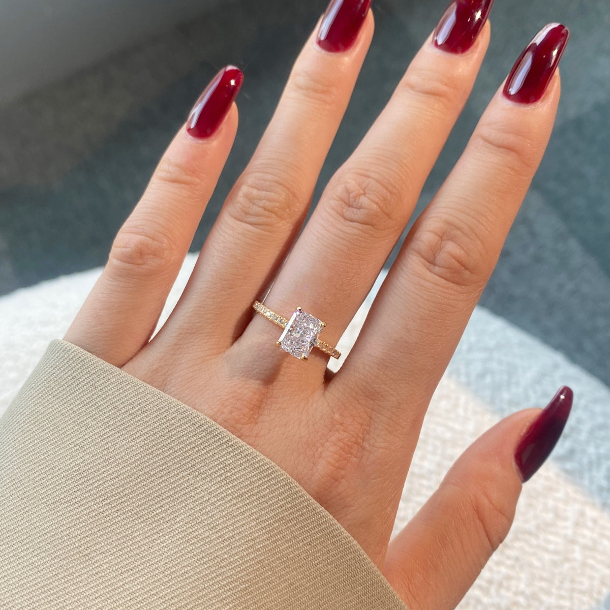 [CharmAmor]2.0 Carat Dazzling Sparkling Radiant Cut Party Ring