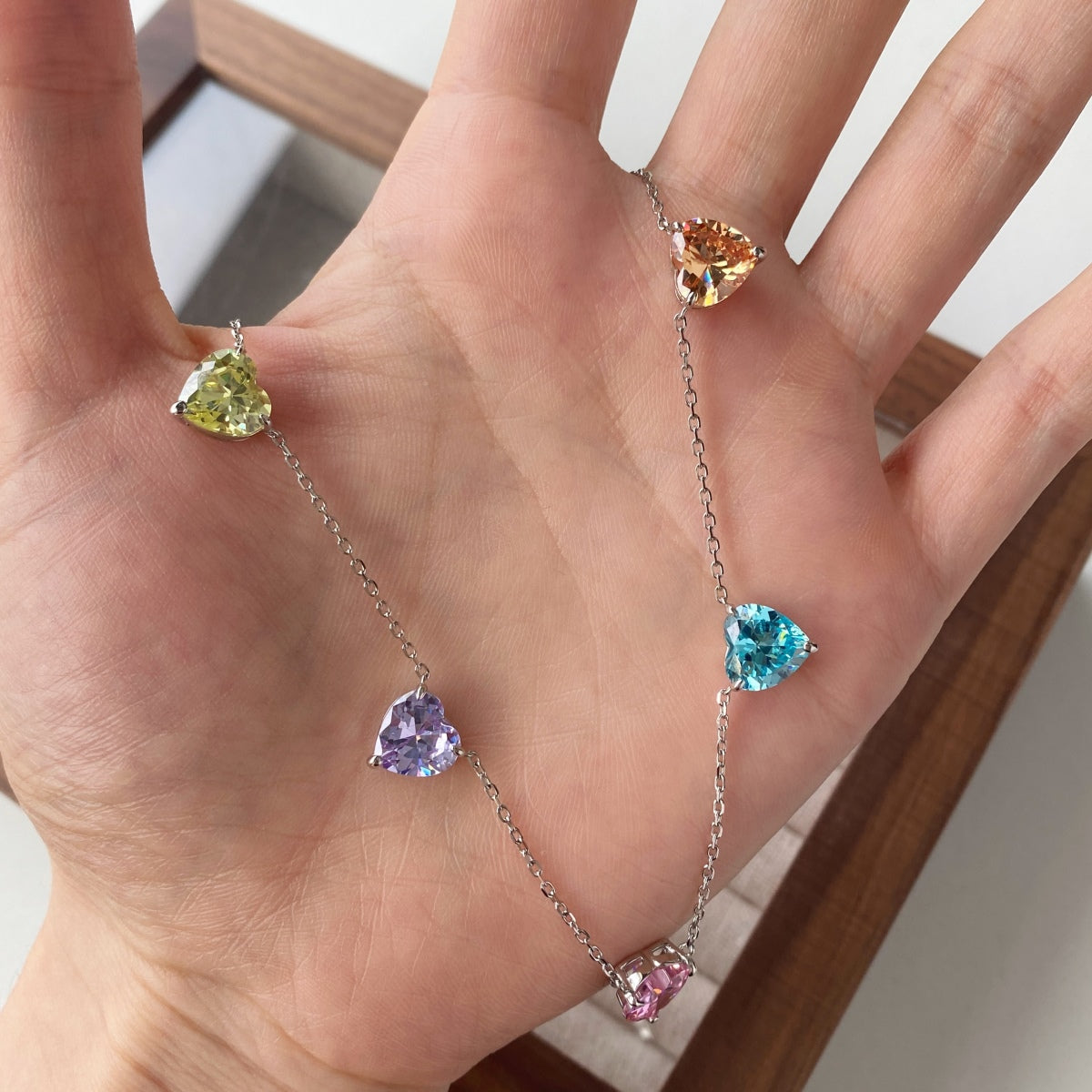[CharmAmor]Sparkling Colorful Heart Cut Necklace
