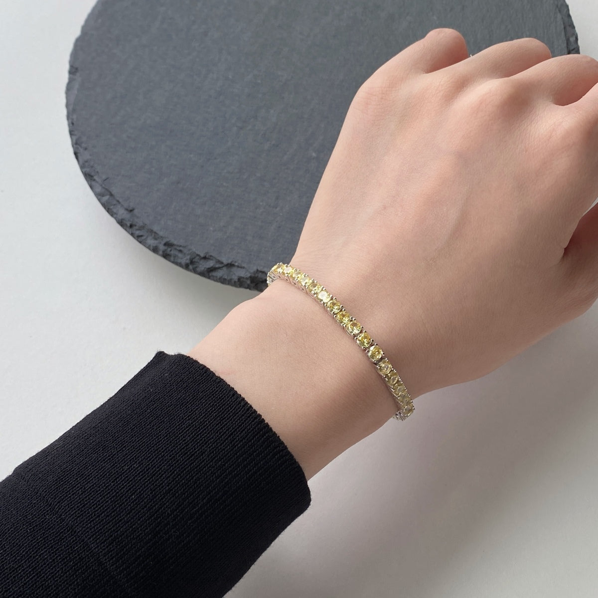 [CharmAmor]Ornate Dazzling Round Cut Tennis Bracelet