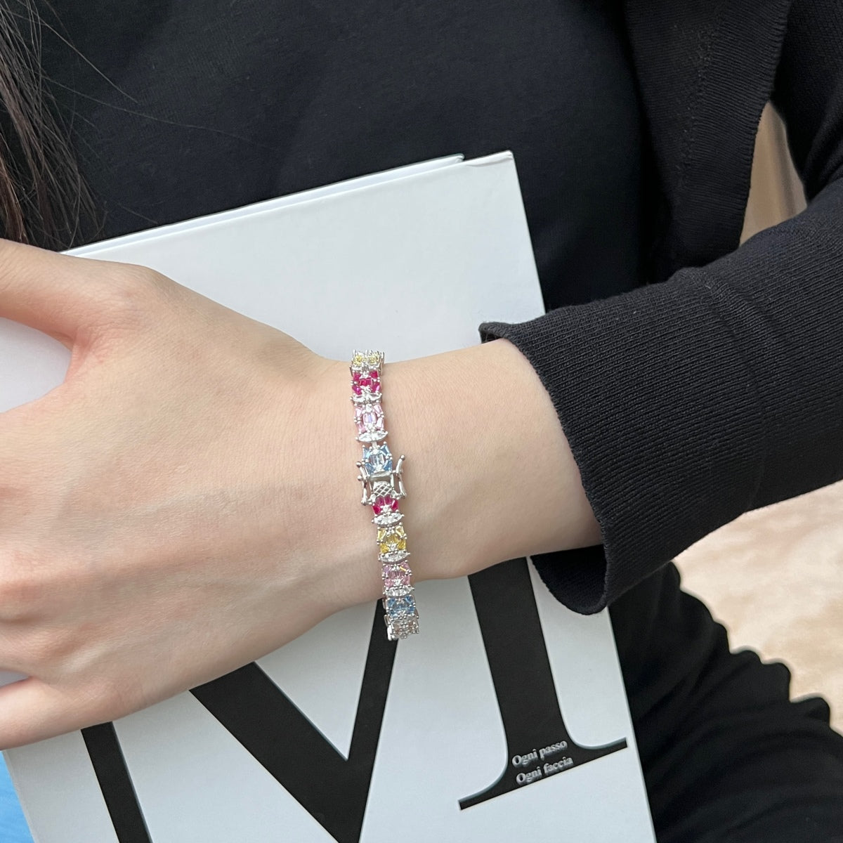 [CharmAmor]Delicate Colorful Multi Cut Party Bracelet