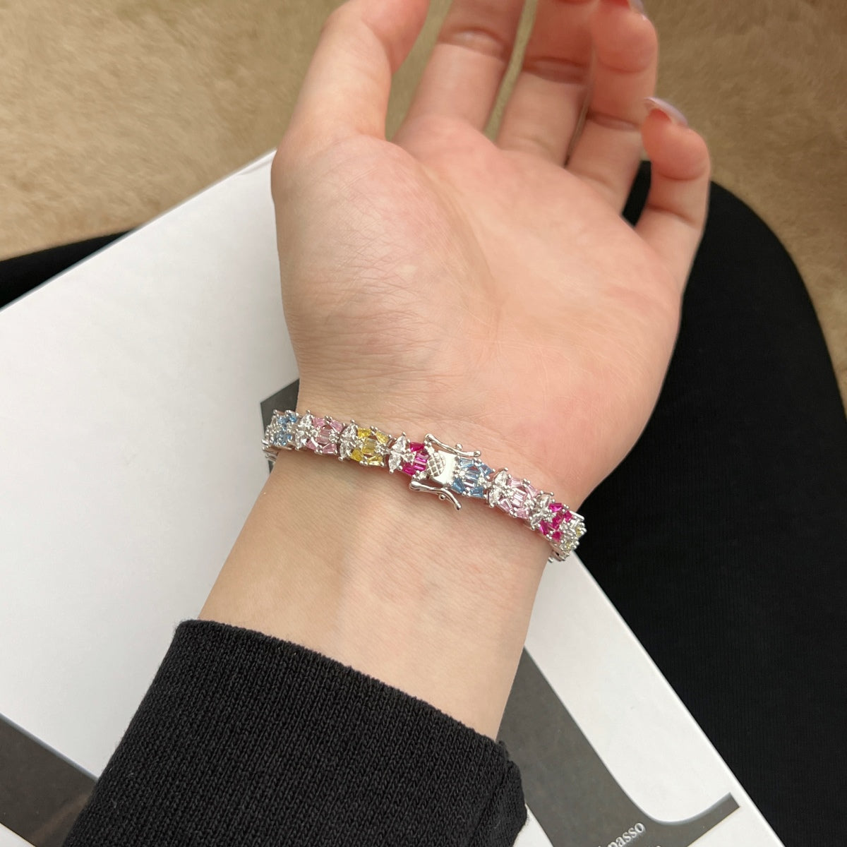[CharmAmor]Delicate Colorful Multi Cut Party Bracelet