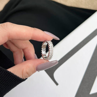 [CharmAmor]Splashy Ornate Emerald Cut Cocktail Ring
