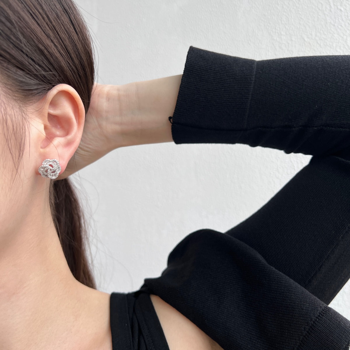 [CharmAmor]Exquisite Flower Shape Daily Earrings