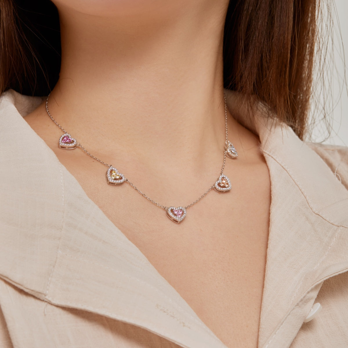 [CharmAmor]Sparkling Five Heart Necklace