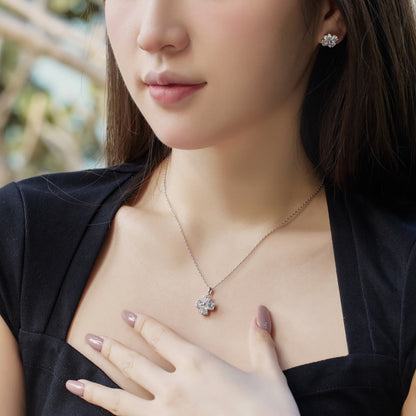 [CharmAmor]Heart-Shaped Four-Leaf Clover Bead Necklace