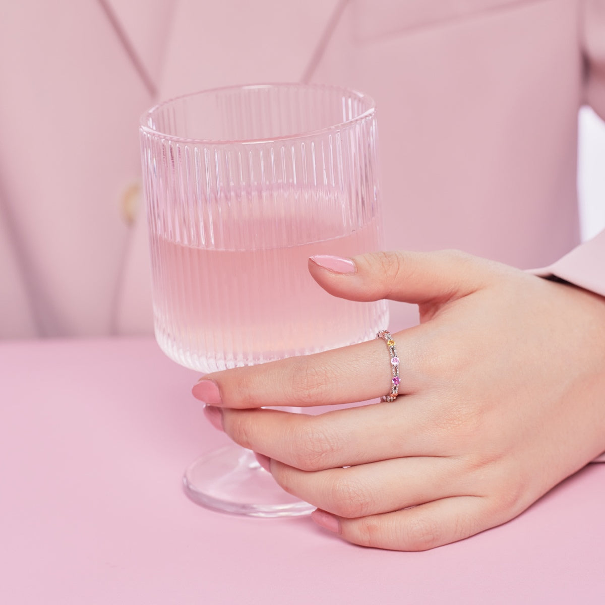 [CharmAmor]Sparkling Colorful Round Cut Tennis Ring