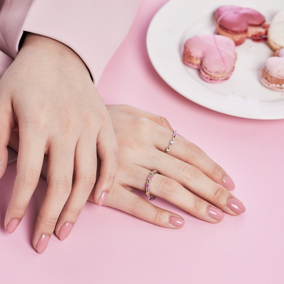 [CharmAmor]Sparkling Colorful Round Cut Tennis Ring
