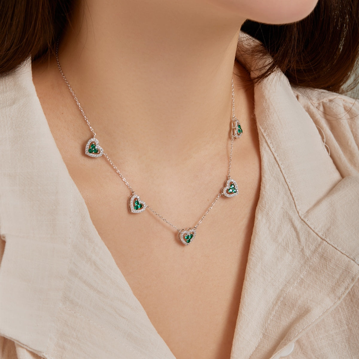 [CharmAmor]Sparkling Five Heart Necklace