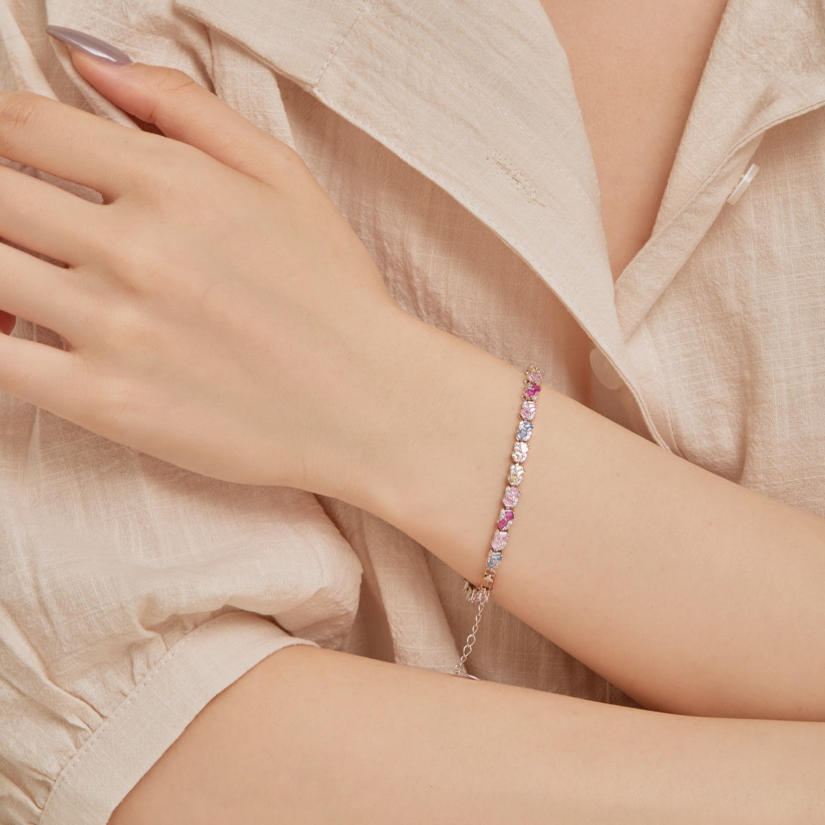 [CharmAmor]Ornate Colorful Flower Shape Party Bracelet