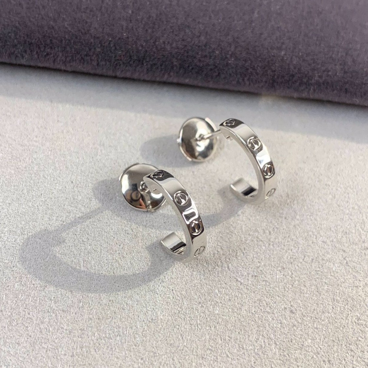 [CharmAmor]LOVE EARRINGS 2.65MM SILVER