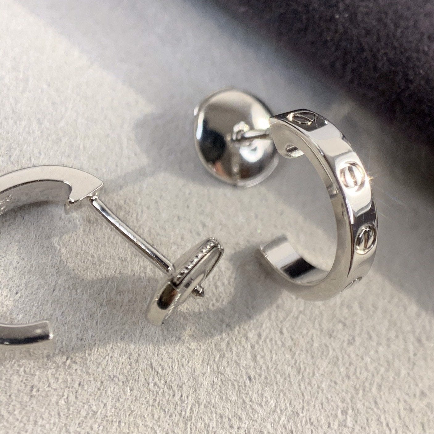 [CharmAmor]LOVE EARRINGS 2.65MM SILVER