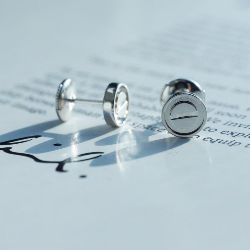 [CharmAmor]LOVE EARRINGS SILVER 10MM