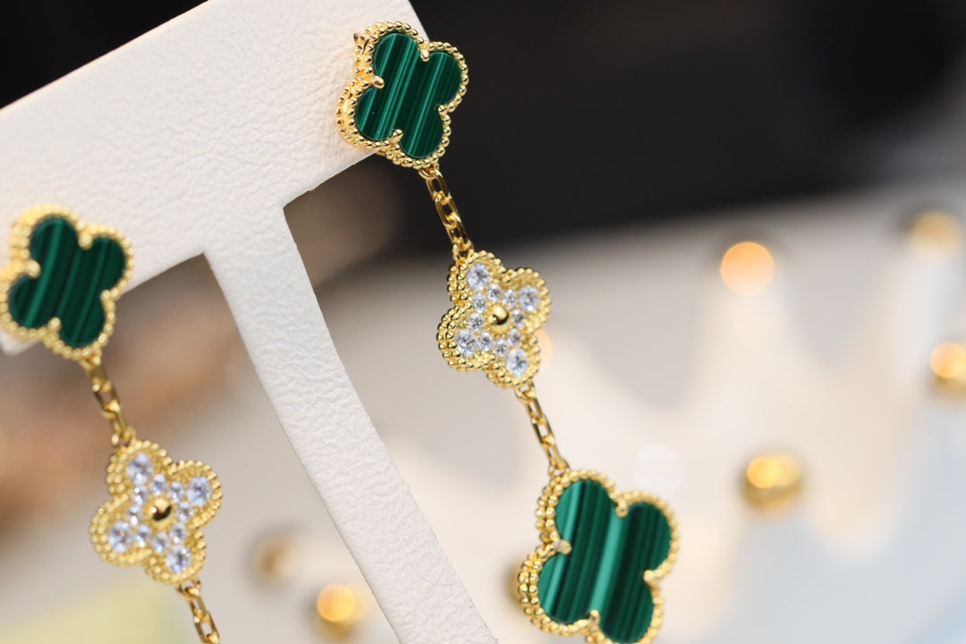 [CharmAmor]CLOVER EARRINGS GOLD MALACHITE DIAMOND 3 MOTIF