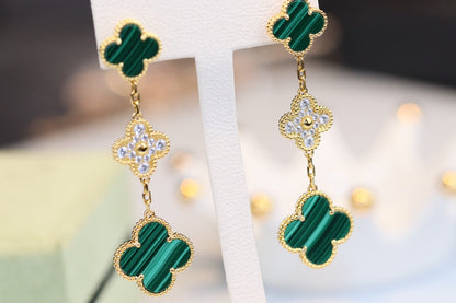 [CharmAmor]CLOVER EARRINGS GOLD MALACHITE DIAMOND 3 MOTIF