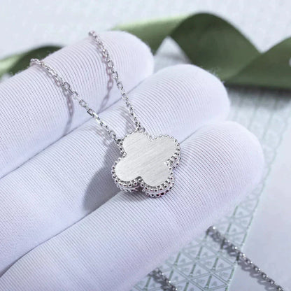 [CharmAmor]CLOVER  15MM DIAMOND LASER NECKLACE SILVER