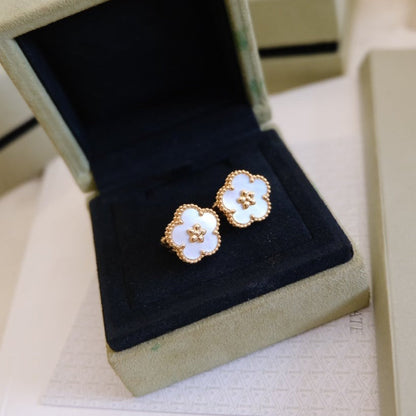 [CharmAmor]LUCKY PINK GOLD WHITE MOP EARRINGS