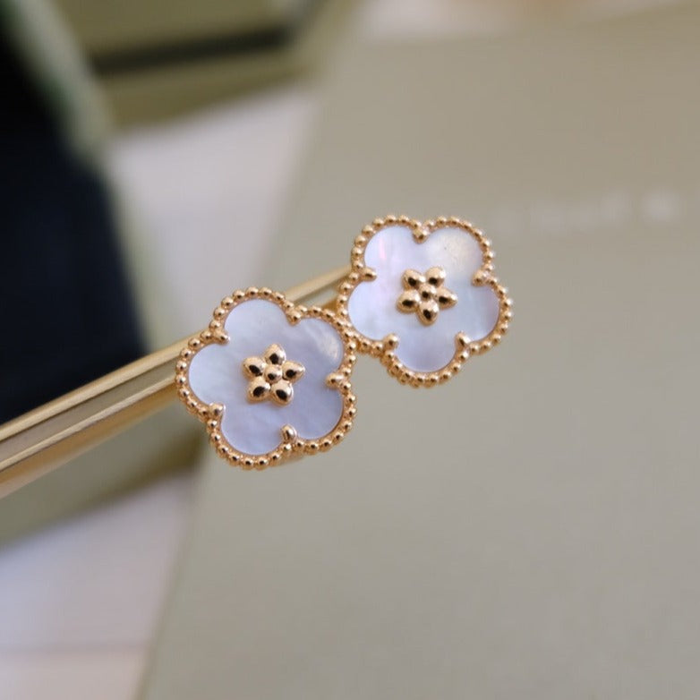 [CharmAmor]LUCKY PINK GOLD WHITE MOP EARRINGS