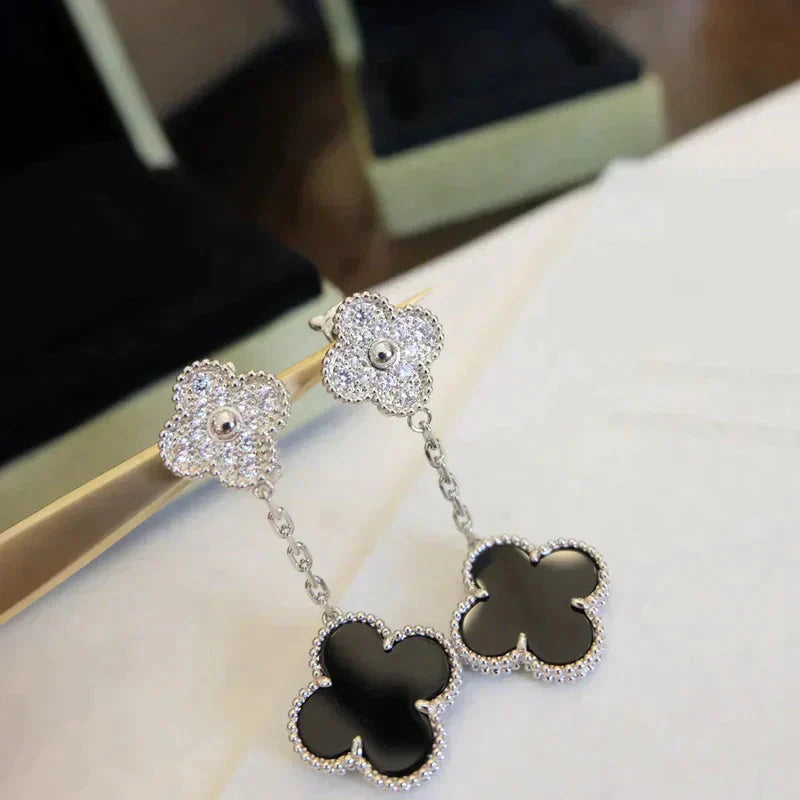 [CharmAmor]CLOVER 2 MOTIFS  DIAMOND ONYX EARRINGS SILVER
