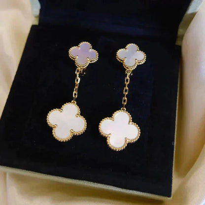 [CharmAmor]CLOVER 2 MOTIF WHITE MOP EARRINGS