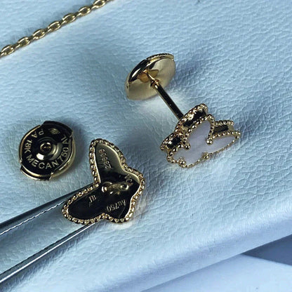 [CharmAmor]SWEET BUTTERFLY MOP EARSTUDS