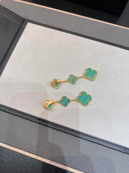 [CharmAmor]CLOVER MALACHITE 3 MOTIFS GOLD