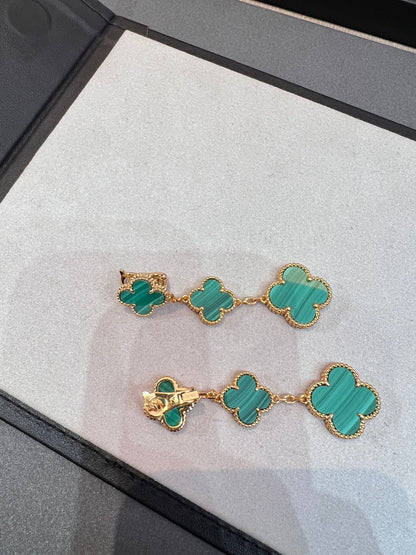 [CharmAmor]CLOVER MALACHITE 3 MOTIFS GOLD