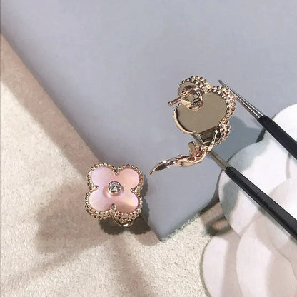 [CharmAmor]CLOVER MEDIUM 1 MOTIFS  PINK MOP DIAMOND EARRINGS
