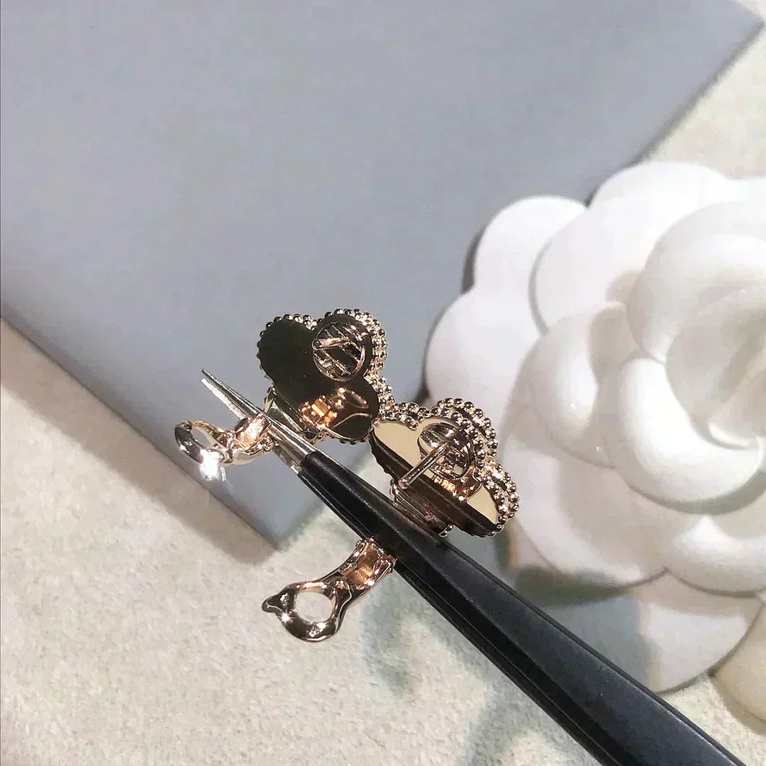 [CharmAmor]CLOVER MEDIUM 1 MOTIFS  PINK MOP DIAMOND EARRINGS