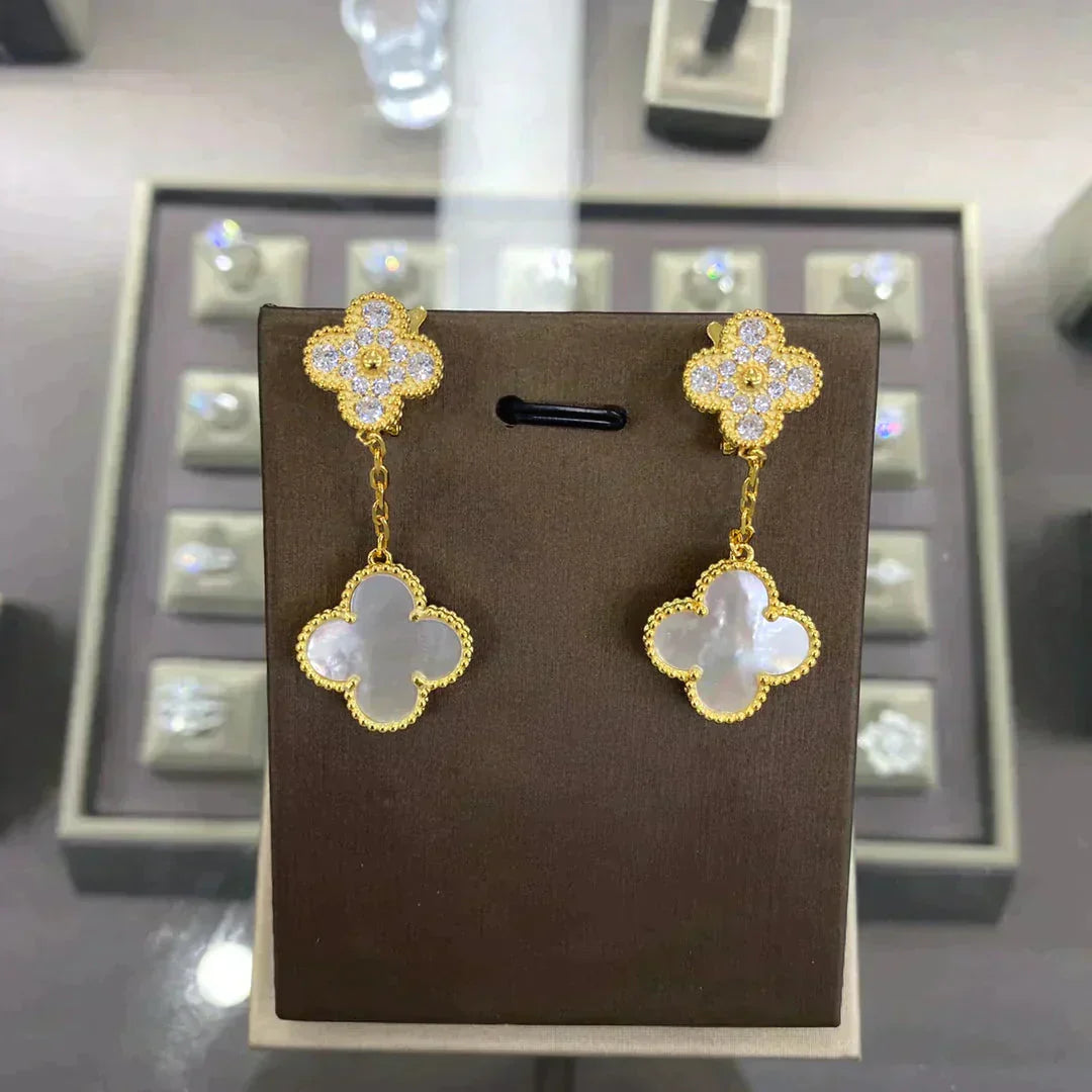 [CharmAmor]CLOVER  2 MOTIFS  DIAMOND  EARRINGS (MULTIPLE CHOICESç´
